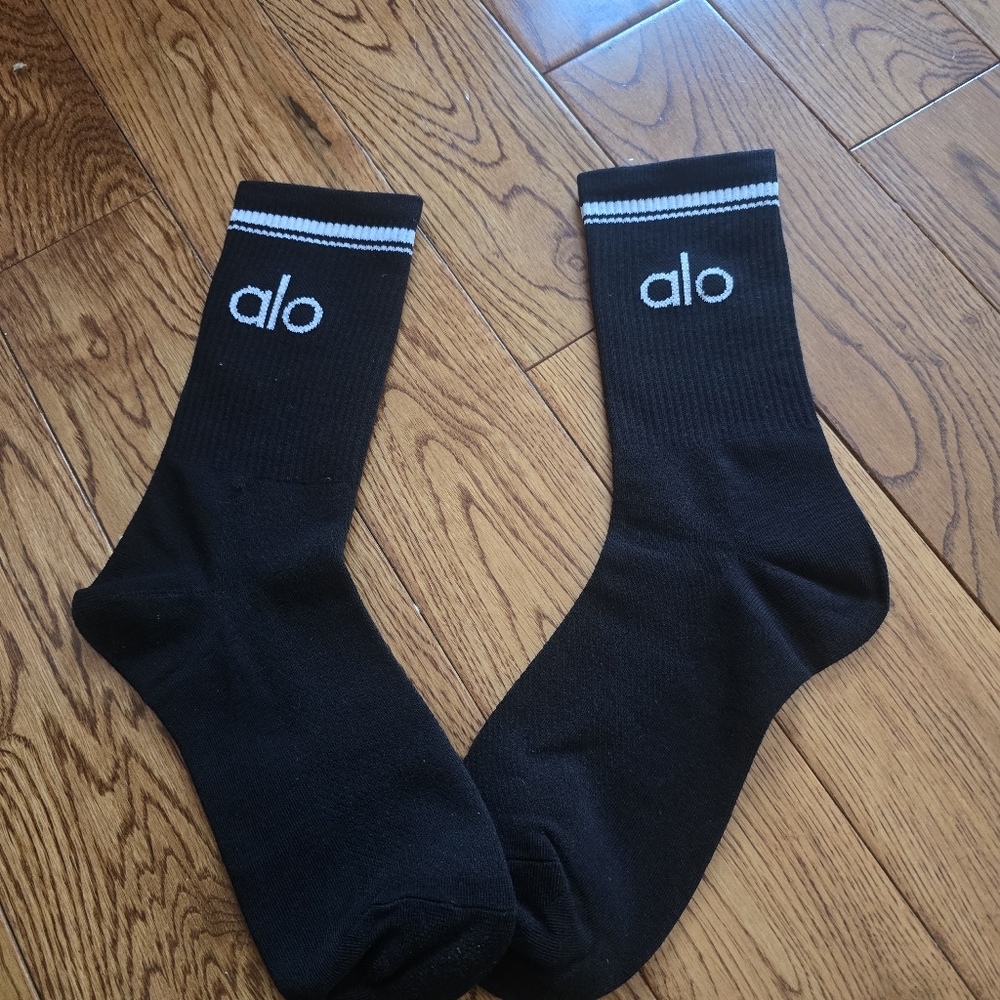 ALO Yoga Black Unisex Crew Socks